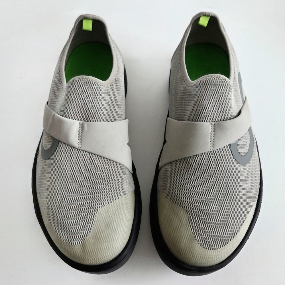 OOFOS OOmg Low Slip-On Recovery Shoes, Gray & Black, Men's Size 11 - Picture 5 of 15